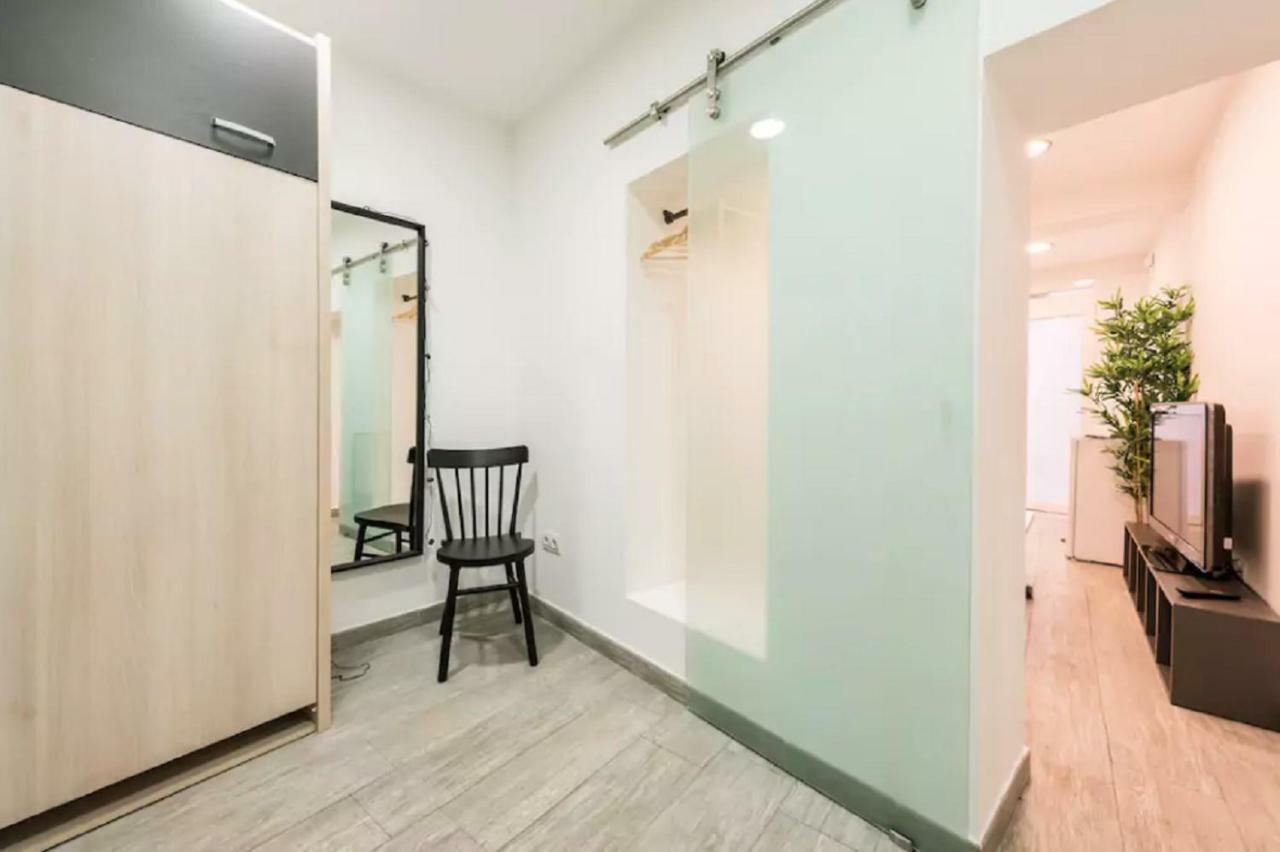 Apartamento Tirso De Molina Madrid Bagian luar foto